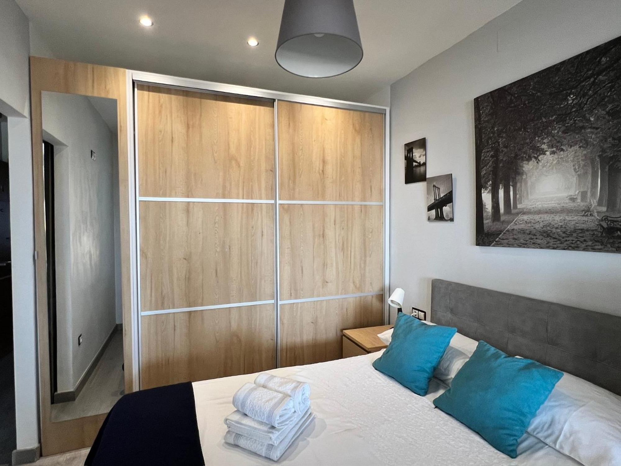 Espectacular Apartamento Junto Al Mar, Con Piscina En Malaga Bagian luar foto